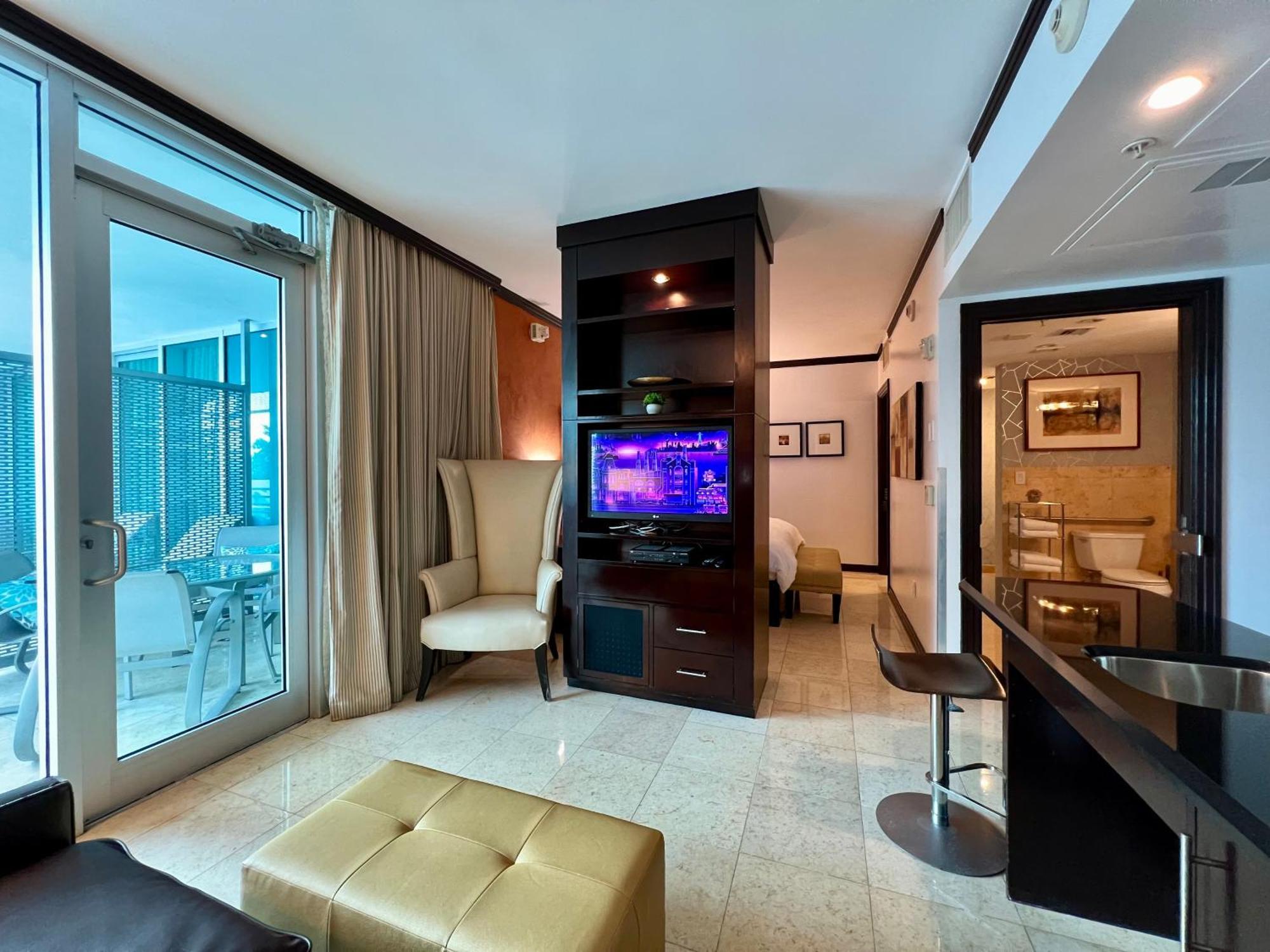 Boutique Suites 3 Min Walk To Beach Miami Beach Exterior photo