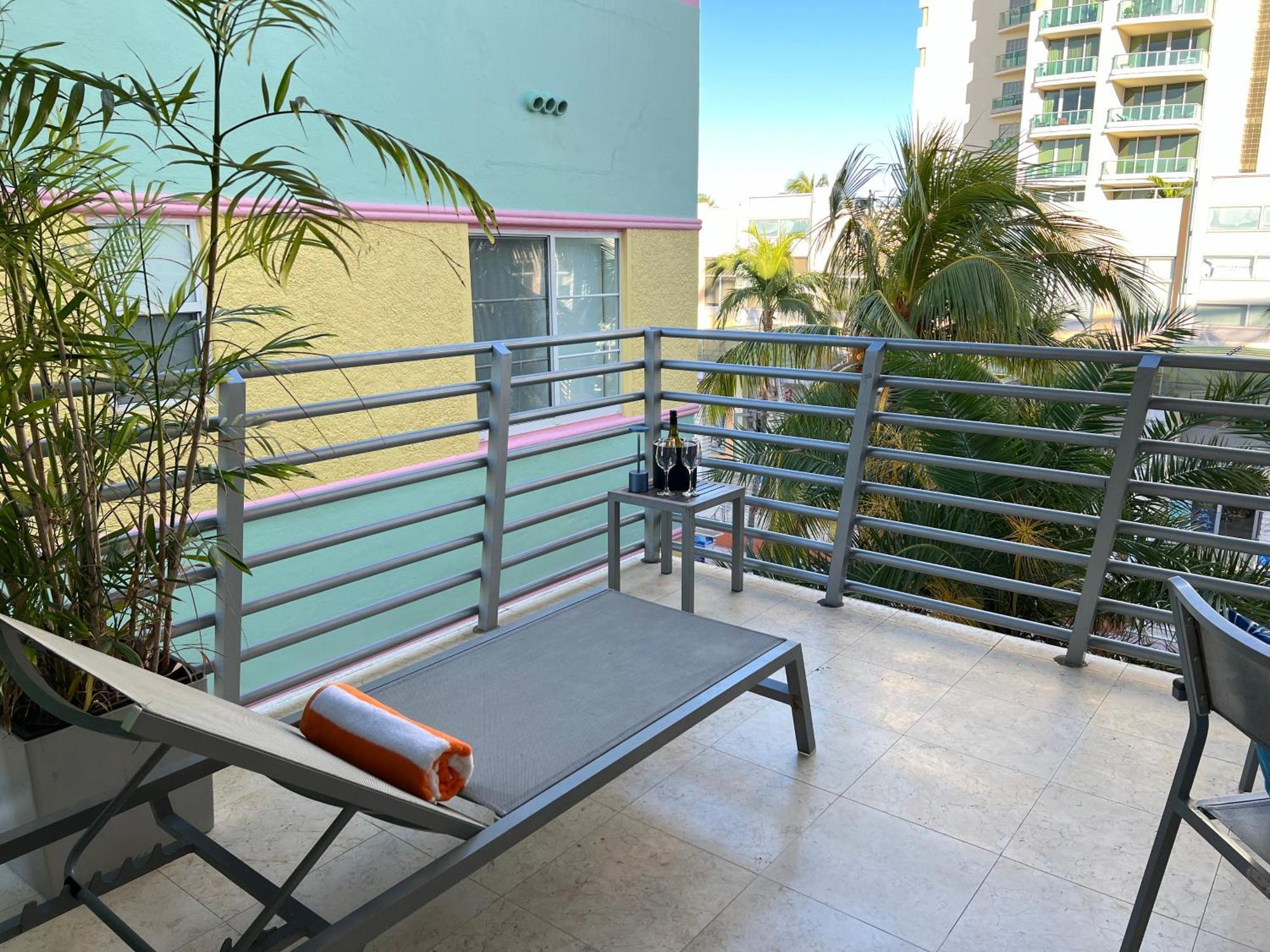 Boutique Suites 3 Min Walk To Beach Miami Beach Exterior photo
