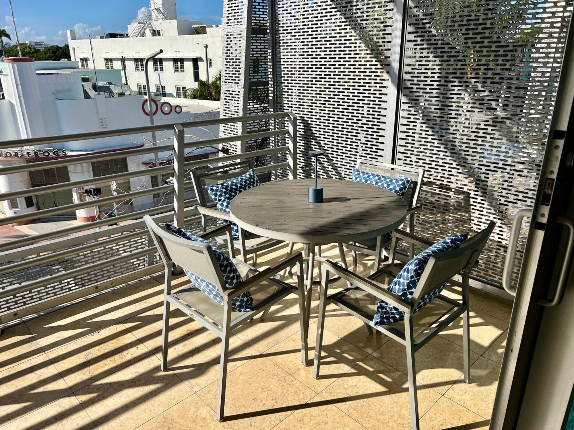 Boutique Suites 3 Min Walk To Beach Miami Beach Exterior photo