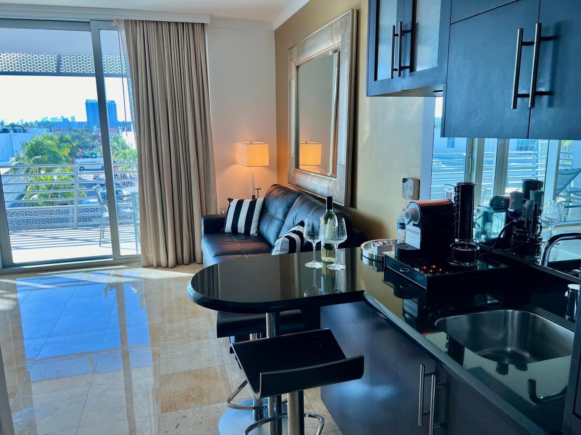 Boutique Suites 3 Min Walk To Beach Miami Beach Exterior photo